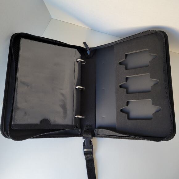 Vtg RARE PlayStation 2/PS2 Game Storage Case Binder, 12 Games, 3 Memory Cards - Picture 4 of 9